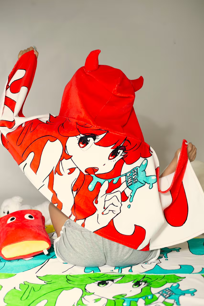 Devil Girl Eats Slime Cube Towel  [数量限定：ミニ缶バッジ付]